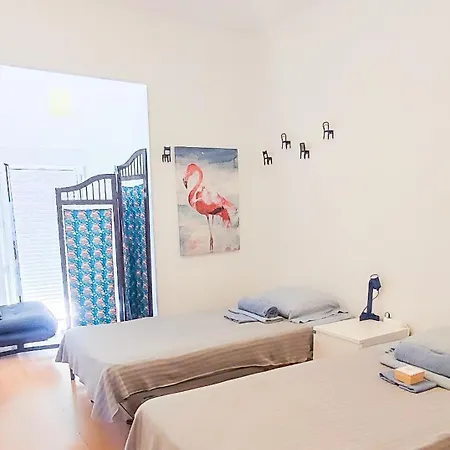 Surf Vibe Homestay *